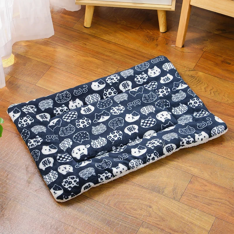 Thicken Flannel Cat Mat – Soft Winter Sleeping Cushion for Small Dogs & Cats - Image 7